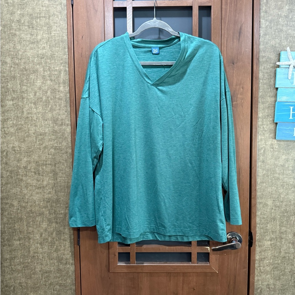 Ripskirt Hawaii Teal Long Sleeve V-Neck Shirt